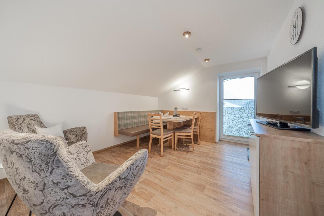 Garni Oetztal Rooms & Aparts Solden Bagian luar foto