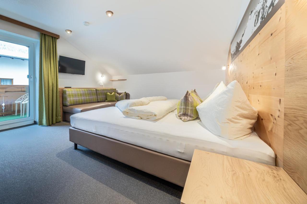Garni Oetztal Rooms & Aparts Solden Bagian luar foto