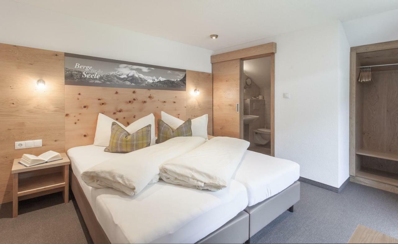 Garni Oetztal Rooms & Aparts Solden Bagian luar foto